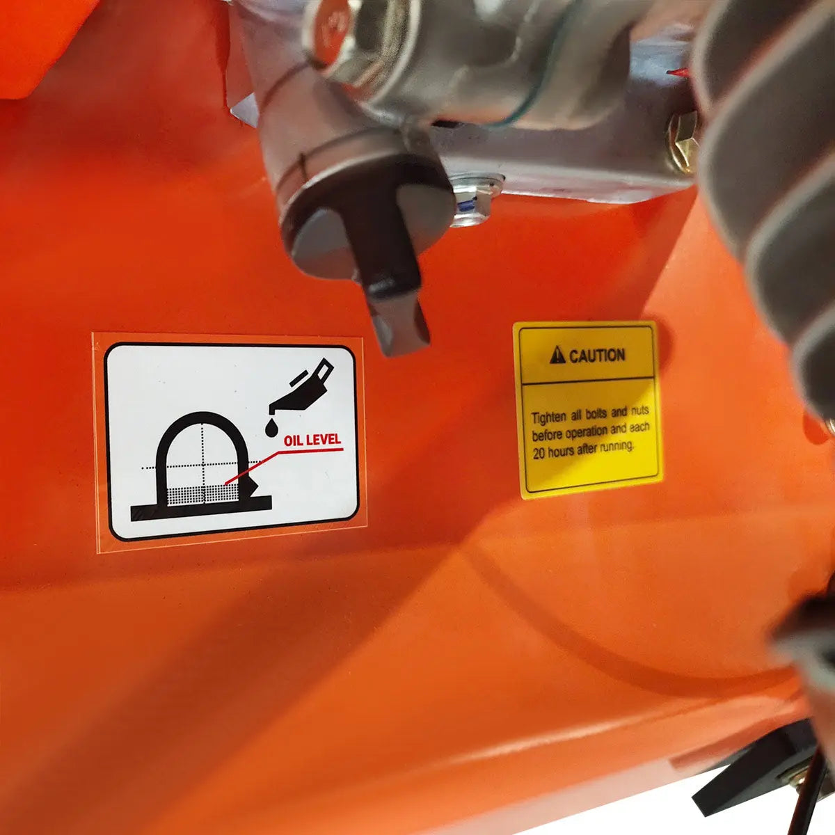 TMG Industrial TMG-PC900H 10,800 lb Reversible Hydraulic Plate Compactor 66 cm Compaction Depth
