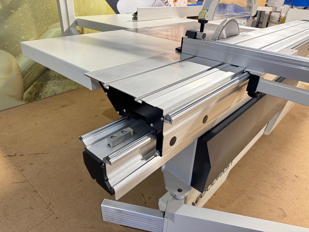 Woodfast PS400C Heavy Duty 3.2m Sliding Table Panel Saw 7.5hp