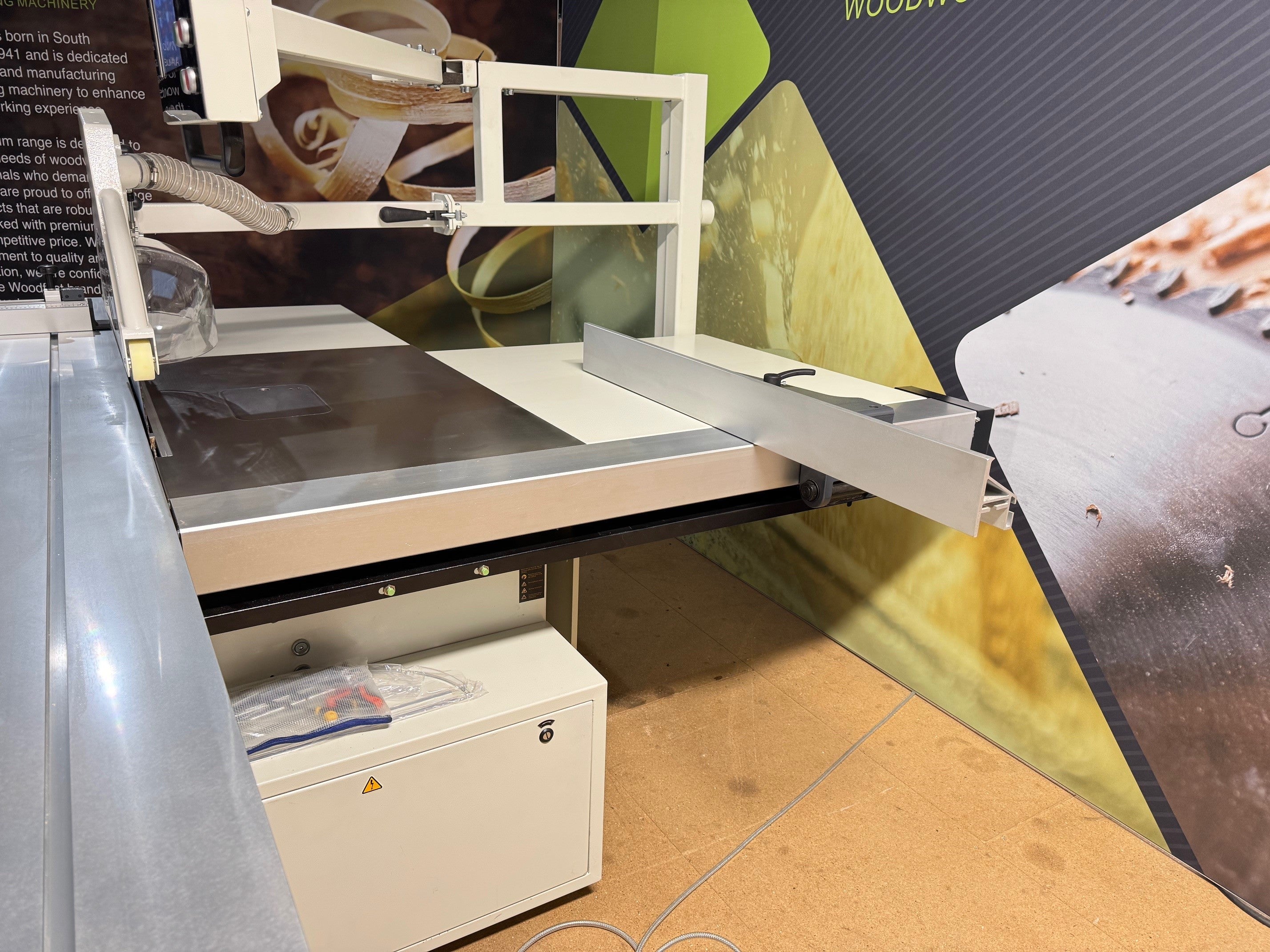 Woodfast PS400C Heavy Duty 3.2m Sliding Table Panel Saw 7.5hp