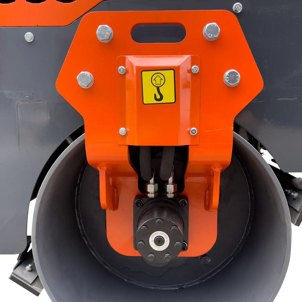 TMG Industrial TMG-MVR35 13.5 HP Ride-On Road Roller 71.1 cm Wide Rollers