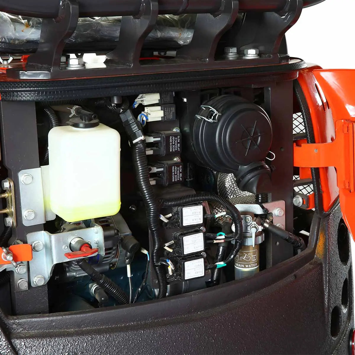 TMG Industrial TMG-MVE18 1800 kg Compact Mini Excavator 16 HP Kubota Diesel 218 cm Digging Depth
