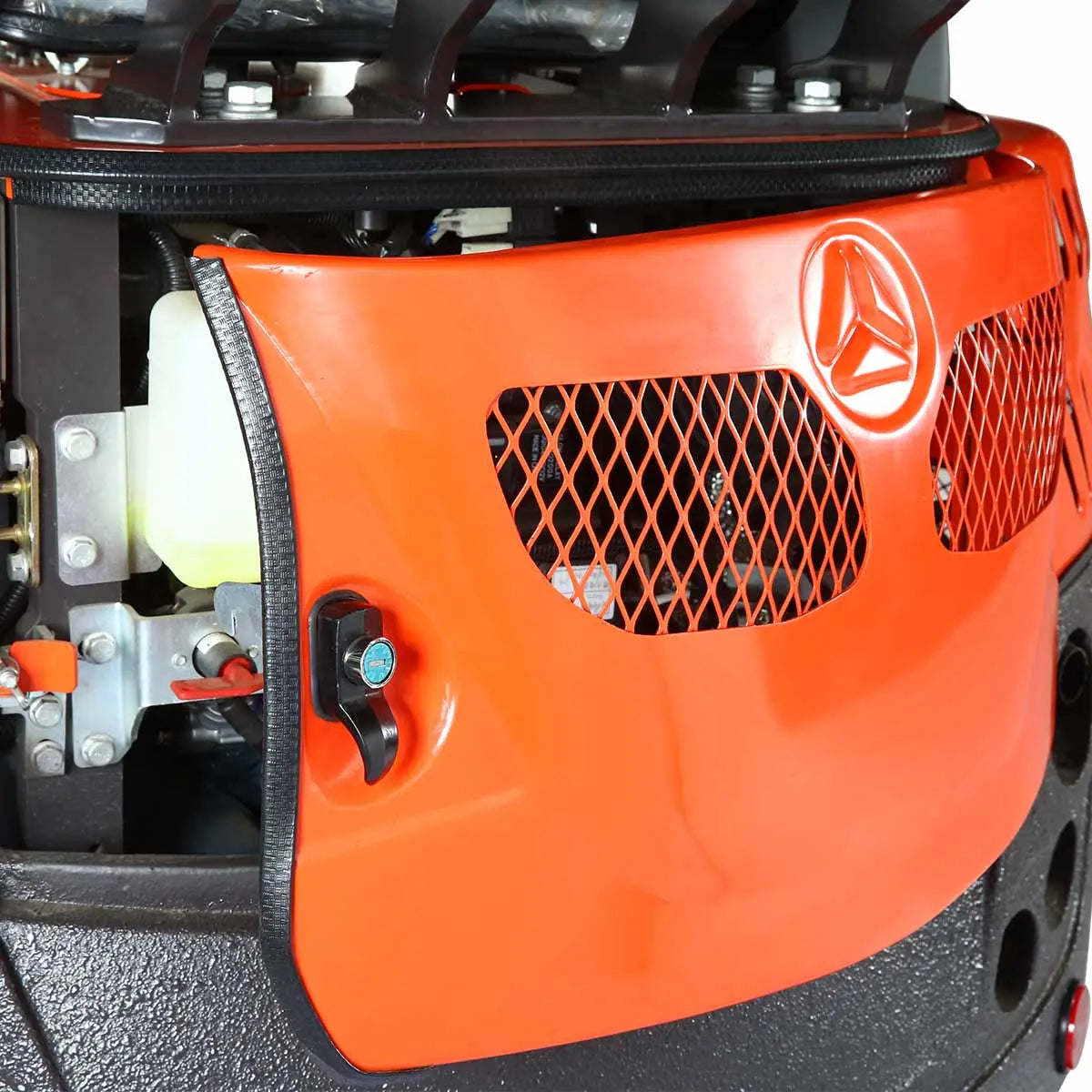 TMG Industrial TMG-MVE18 1800 kg Compact Mini Excavator 16 HP Kubota Diesel 218 cm Digging Depth