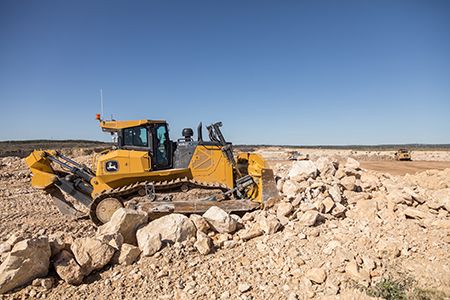 John Deere 1050 P-Tier Large Dozer 354 hp 94,000 lb Operating Weight
