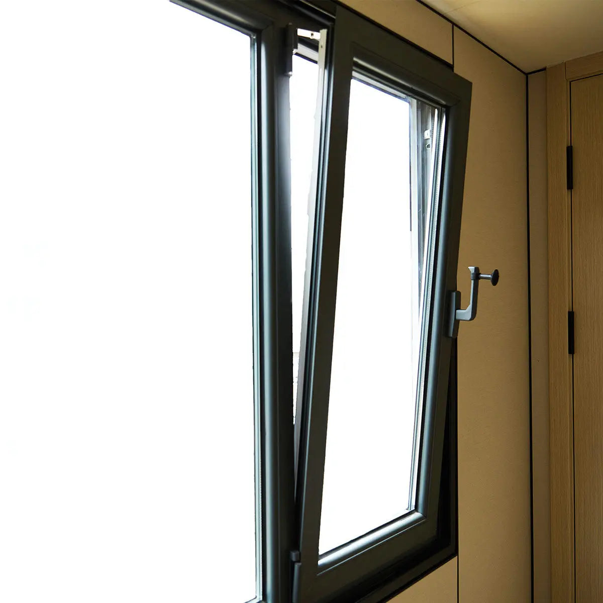 TMG Industrial TMG-SCO40 12.2 m Custom Built Steel Container Office Insulated PVC Flooring