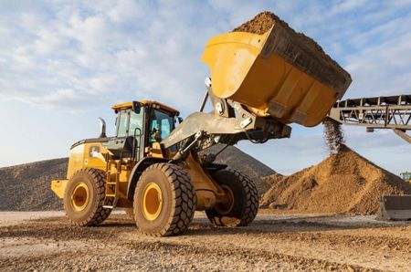 John Deere 644 X-Tier Mid-Size Wheel Loader 231 hp 41,571 lb Operating Weight