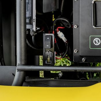 John Deere GX Crew Electric Utility Vehicle 1336 lb Weight