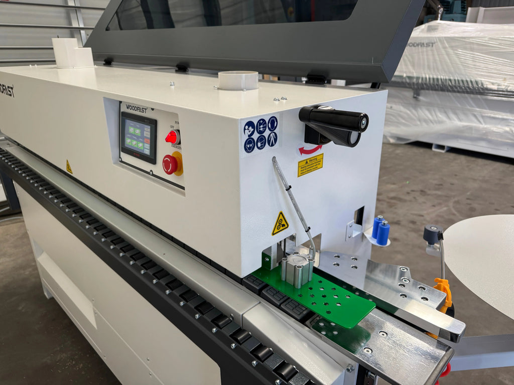 Woodfast EB560 Edgebander with Pre-milling