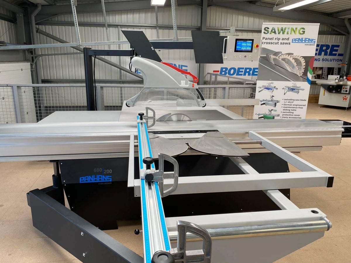 PANHANS 680/200 Auto Sliding Table Panel Saw
