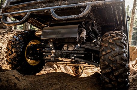 John Deere XUV865R Signature Edition Crossover Utility Vehicle 22.8 hp 2535 lb Weight