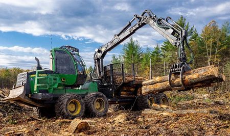 John Deere 1510G Forwarder 220 hp 15-Ton Load Capacity
